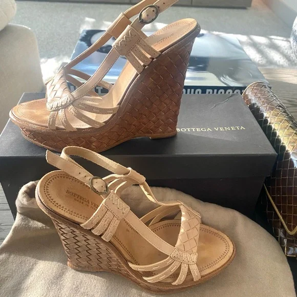 Bottega Veneta Basket Weave Wedge Sandals • 6.5 - Picture 4 of 11